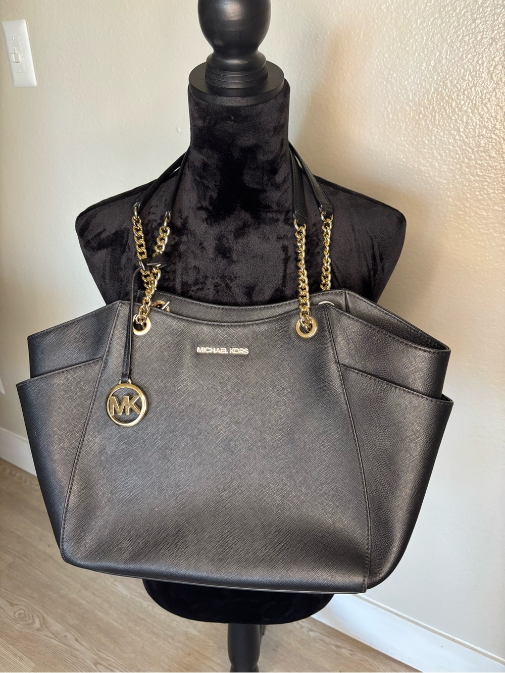 Michael Kors Jet Set Travel Large Chain Shoulder Tote in Black with Gold Accents
